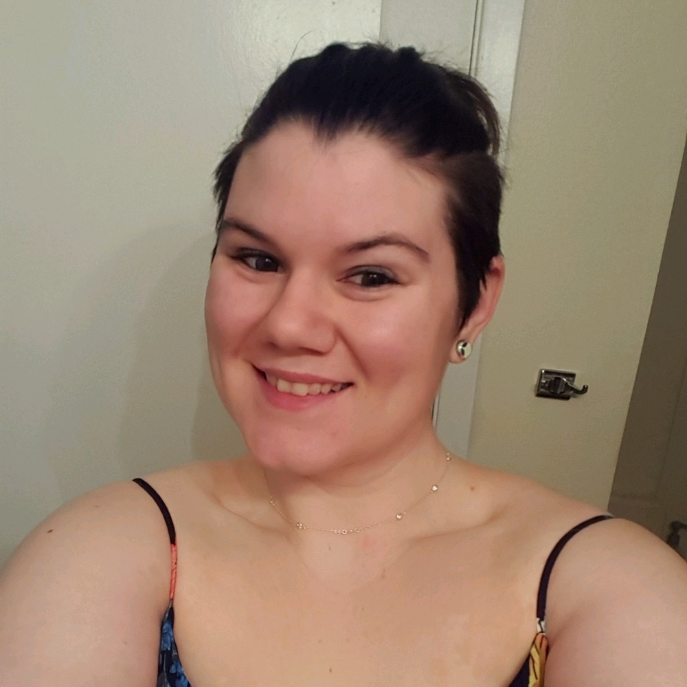 Meet your Posher, Alexandra